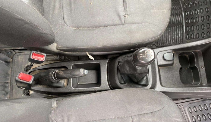 2017 Renault Kwid RXT 1.0, Petrol, Manual, 54,719 km, Gear Lever