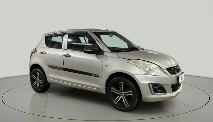 2015 Maruti Swift LXI (O), Petrol, Manual, 53,947 km, Right Front Diagonal
