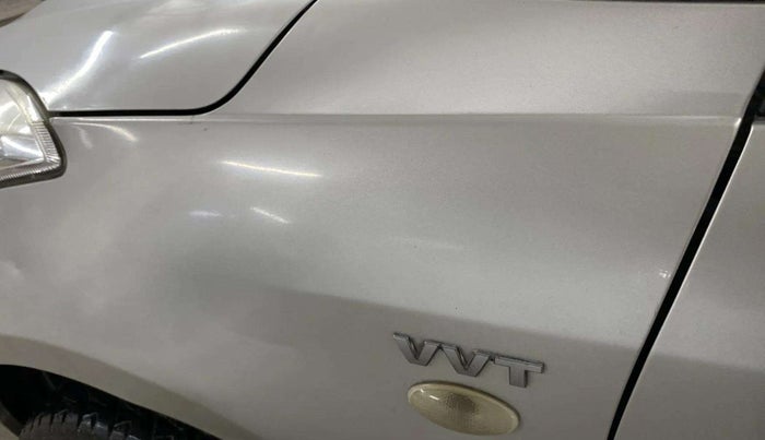 2015 Maruti Swift LXI (O), Petrol, Manual, 53,947 km, Left fender - Slightly dented