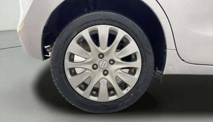 2016 Maruti Baleno ALPHA PETROL 1.2, Petrol, Manual, 73,617 km, Right Rear Wheel