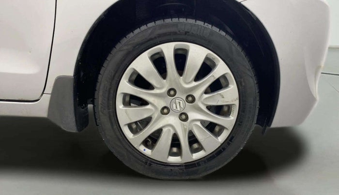 2016 Maruti Baleno ALPHA PETROL 1.2, Petrol, Manual, 73,617 km, Right Front Wheel