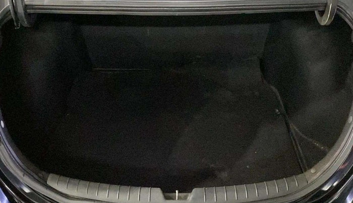 2020 Hyundai Verna SX (O) 1.0 TURBO DCT, Petrol, Automatic, 74,955 km, Boot Inside