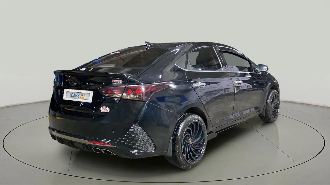 2020 Hyundai Verna SX (O) 1.0 TURBO DCT, Petrol, Automatic, 74,955 km, Right Back Diagonal