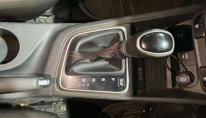 2020 Hyundai Verna SX (O) 1.0 TURBO DCT, Petrol, Automatic, 74,955 km, Gear Lever