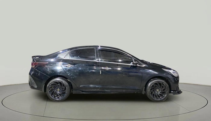 2020 Hyundai Verna SX (O) 1.0 TURBO DCT, Petrol, Automatic, 74,955 km, Right Side View