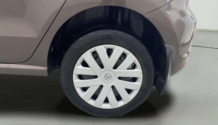2017 Volkswagen Polo COMFORTLINE 1.2L, Petrol, Manual, 59,540 km, Left Rear Wheel