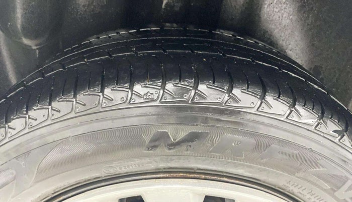 2017 Volkswagen Polo COMFORTLINE 1.2L, Petrol, Manual, 59,540 km, Right Rear Tyre Tread
