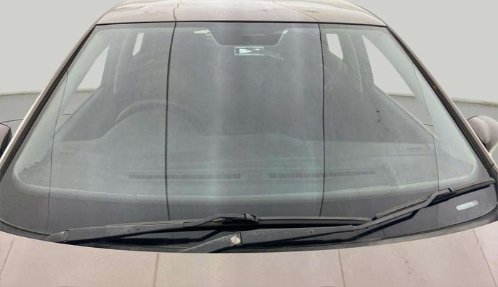 2017 Volkswagen Polo COMFORTLINE 1.2L, Petrol, Manual, 59,540 km, Front Windshield