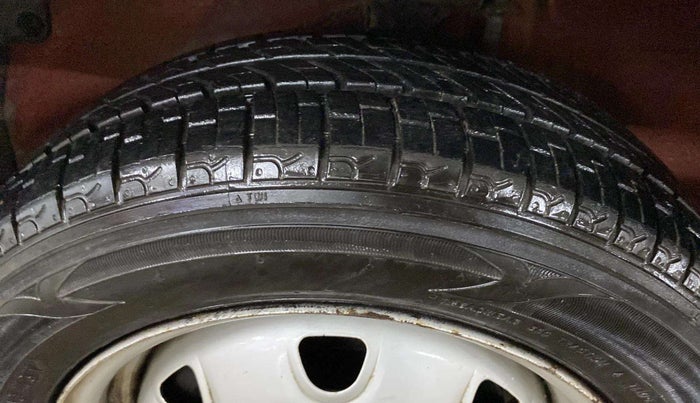 2013 Maruti Alto K10 LXI, Petrol, Manual, 23,148 km, Left Rear Tyre Tread
