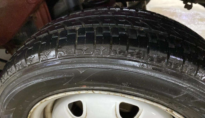 2013 Maruti Alto K10 LXI, Petrol, Manual, 23,148 km, Right Rear Tyre Tread