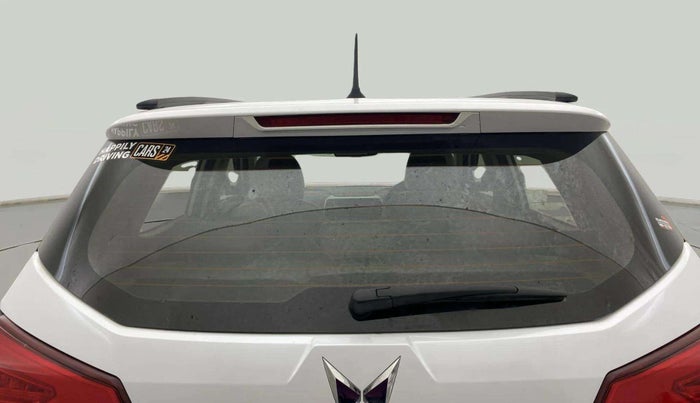 2023 Mahindra XUV300 W8 (O) 1.5 DIESEL, Diesel, Manual, 27,791 km, Rear Windshield