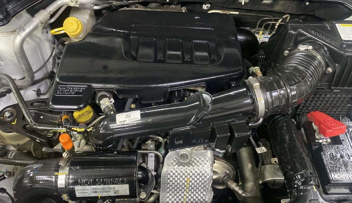 2023 Mahindra XUV300 W8 (O) 1.2 PETROL, Petrol, Manual, 11,292 km, Engine View