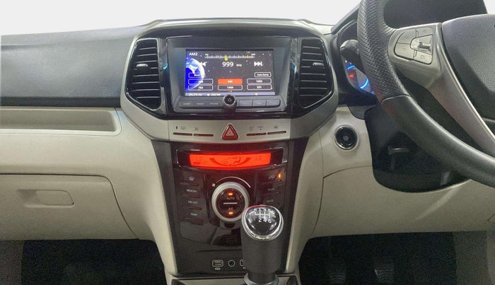 2023 Mahindra XUV300 W8 (O) 1.2 PETROL, Petrol, Manual, 11,292 km, Air Conditioner