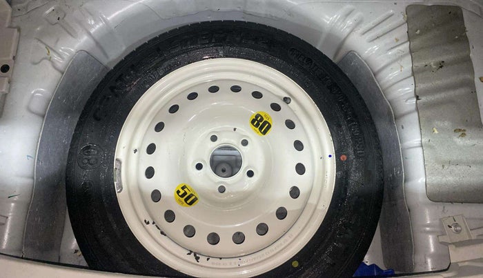 2023 Mahindra XUV300 W8 (O) 1.2 PETROL, Petrol, Manual, 11,292 km, Spare Tyre