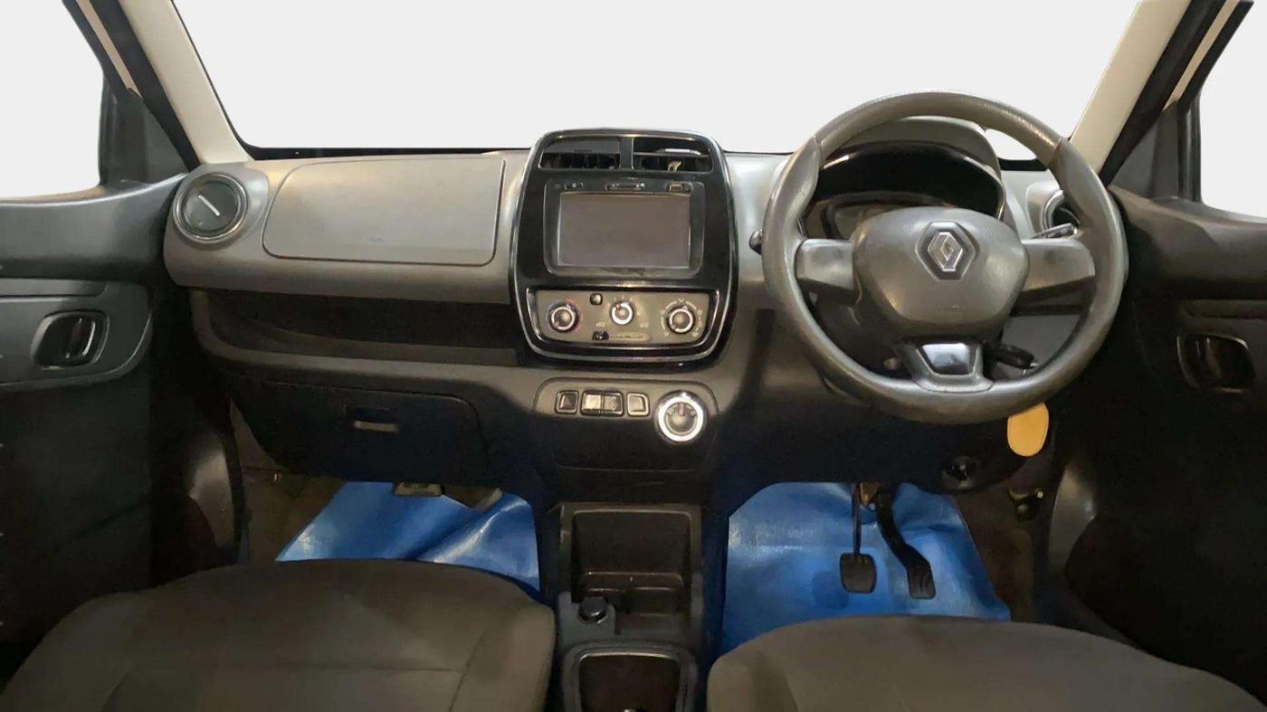 2017 Renault Kwid RXT 1.0 AMT (O), Petrol, Automatic, 54,621 km, Dashboard