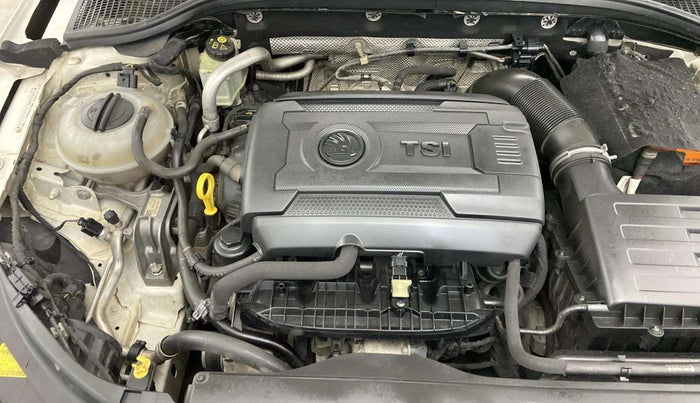 2014 Skoda Octavia ELEGANCE 1.8 TSI AT, Petrol, Automatic, 55,811 km, Engine View - Right