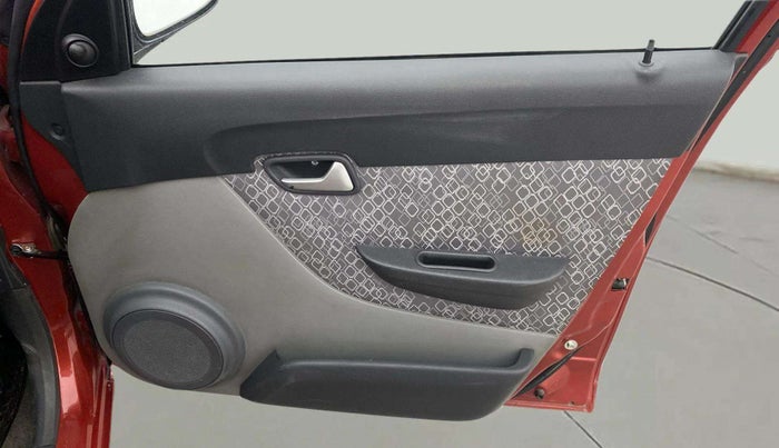 2017 Maruti Alto 800 LXI, Petrol, Manual, 25,927 km, Driver Side Door Panels Control