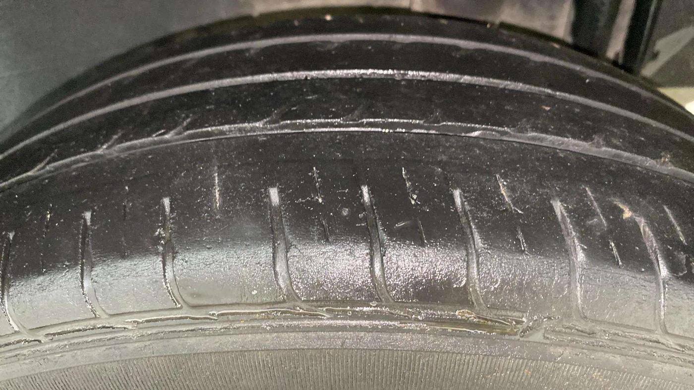 2015 Nissan Micra XV CVT, Petrol, Automatic, 19,310 km, Left Rear Tyre Tread