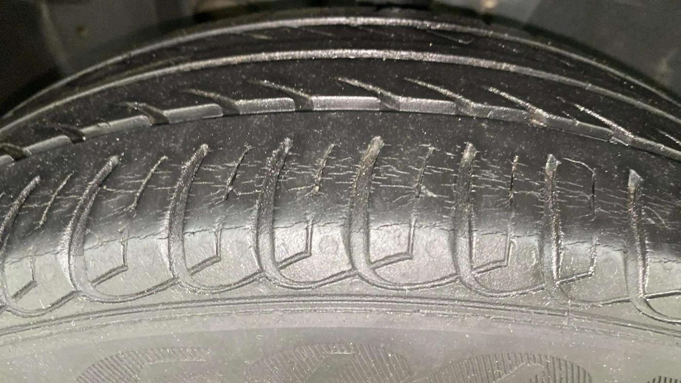 2015 Nissan Micra XV CVT, Petrol, Automatic, 19,310 km, Left Front Tyre Tread