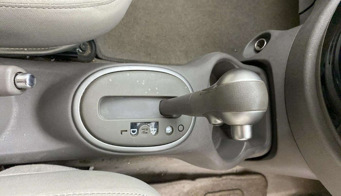 2015 Nissan Micra XV CVT, Petrol, Automatic, 19,310 km, Gear Lever
