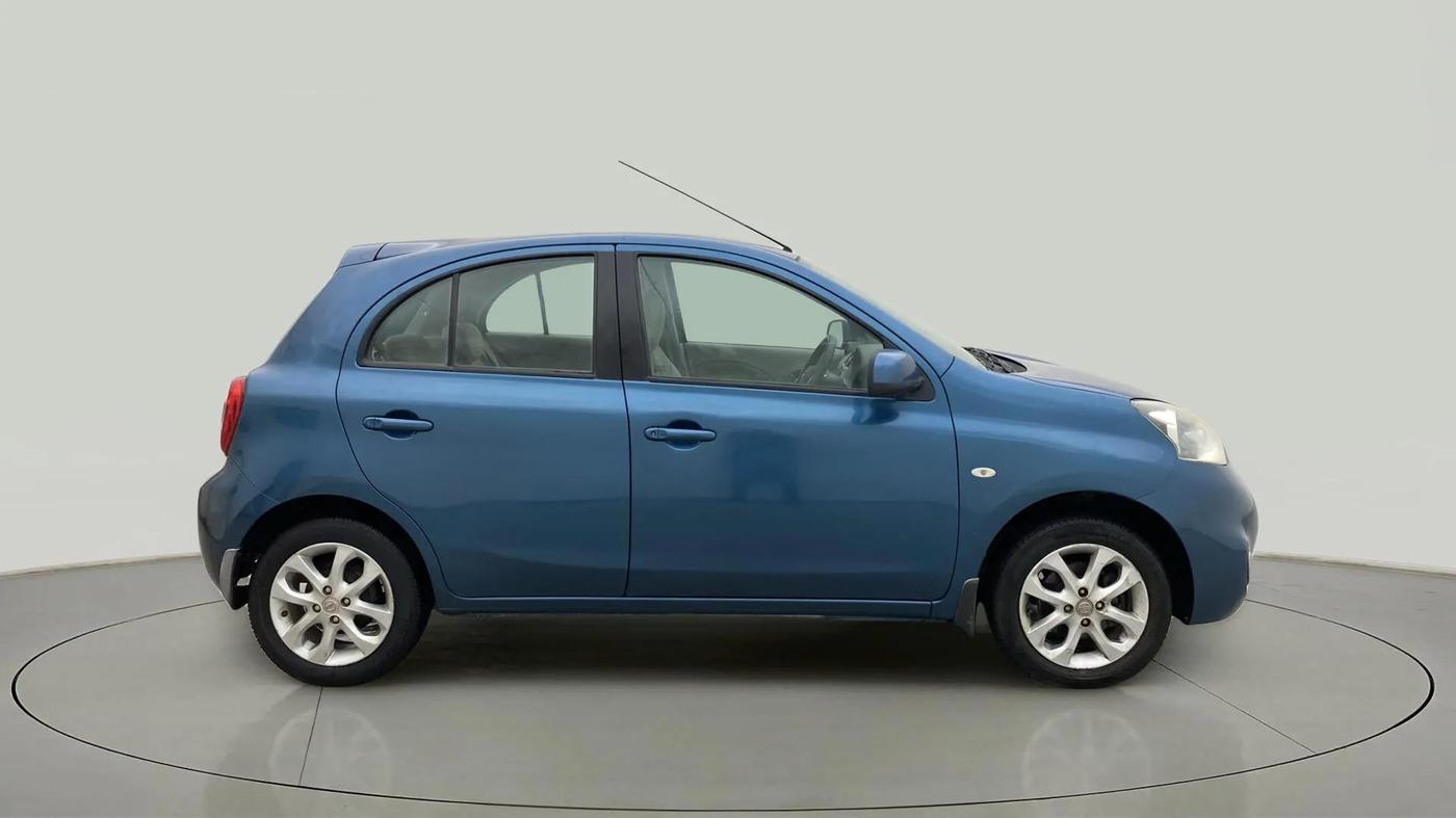 2015 Nissan Micra XV CVT, Petrol, Automatic, 19,310 km, Right Side View