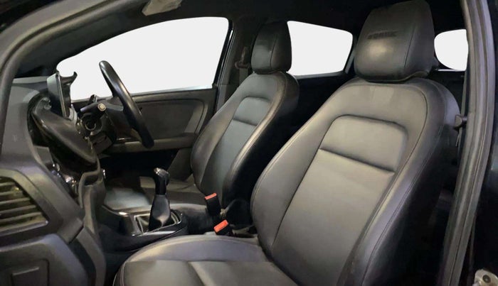 2022 Tata ALTROZ XT DIESEL DARK EDITION, Diesel, Manual, 36,715 km, Right Side Front Door Cabin