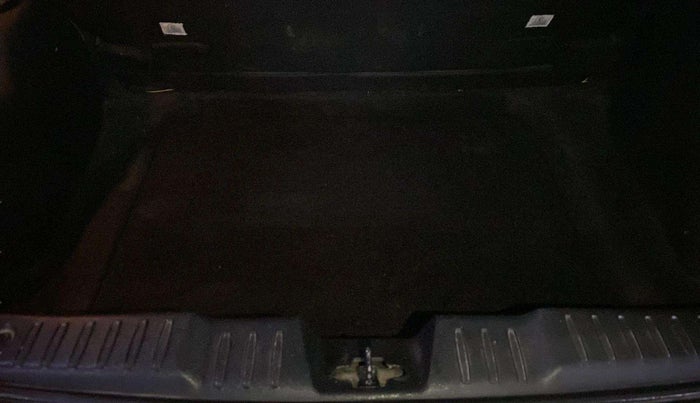 2022 Tata ALTROZ XT DIESEL DARK EDITION, Diesel, Manual, 36,715 km, Boot Inside