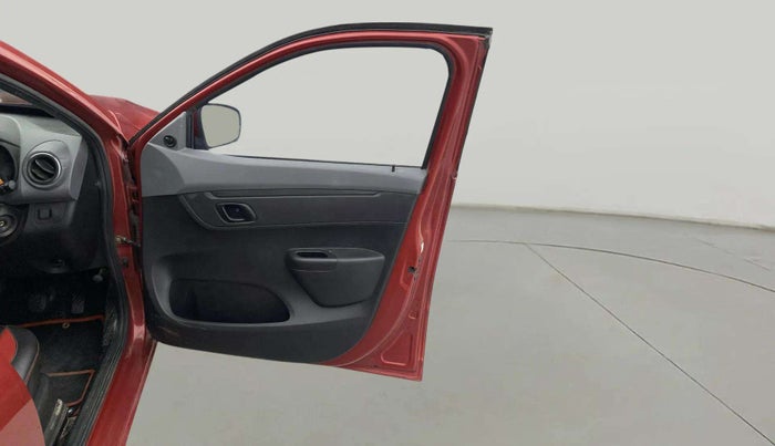 2021 Renault Kwid RXT 1.0 AMT (O), Petrol, Automatic, 52,857 km, RHS Front Door