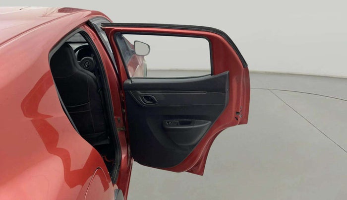 2021 Renault Kwid RXT 1.0 AMT (O), Petrol, Automatic, 52,857 km, RHS Rear Door