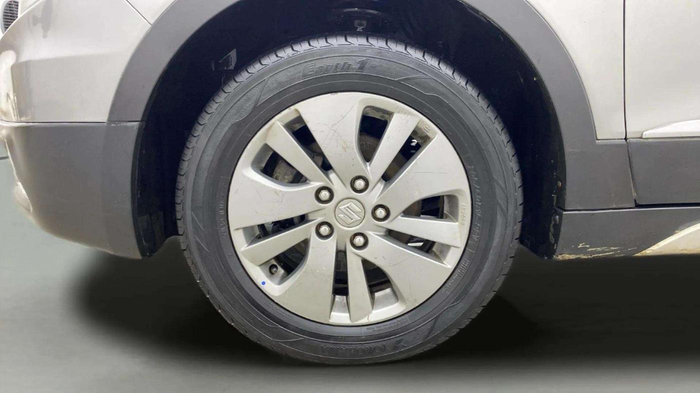 2016 Maruti S Cross ZETA 1.3, Diesel, Manual, 86,449 km, Left Front Wheel