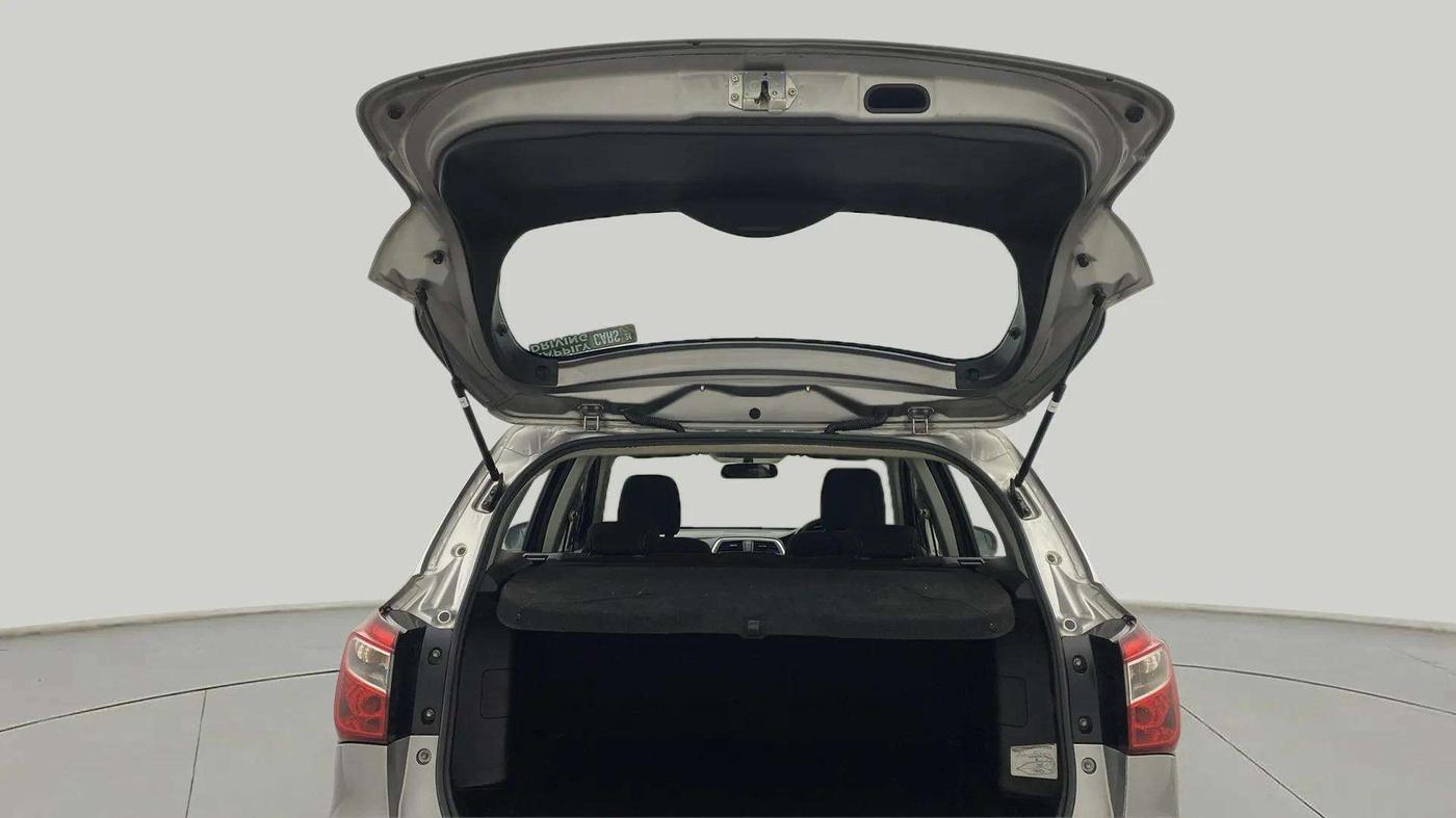 2016 Maruti S Cross ZETA 1.3, Diesel, Manual, 86,449 km, Boot Door Open