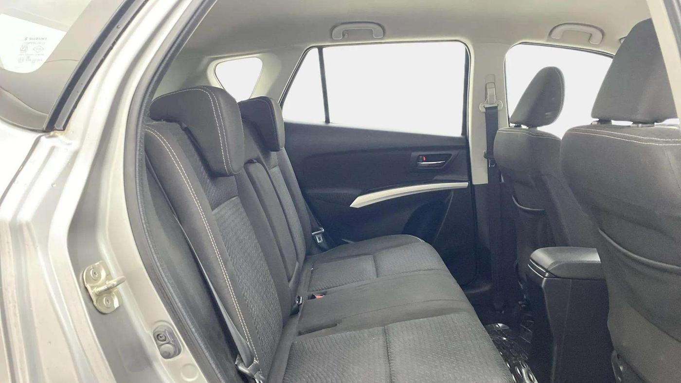 2016 Maruti S Cross ZETA 1.3, Diesel, Manual, 86,449 km, Right Side Rear Door Cabin