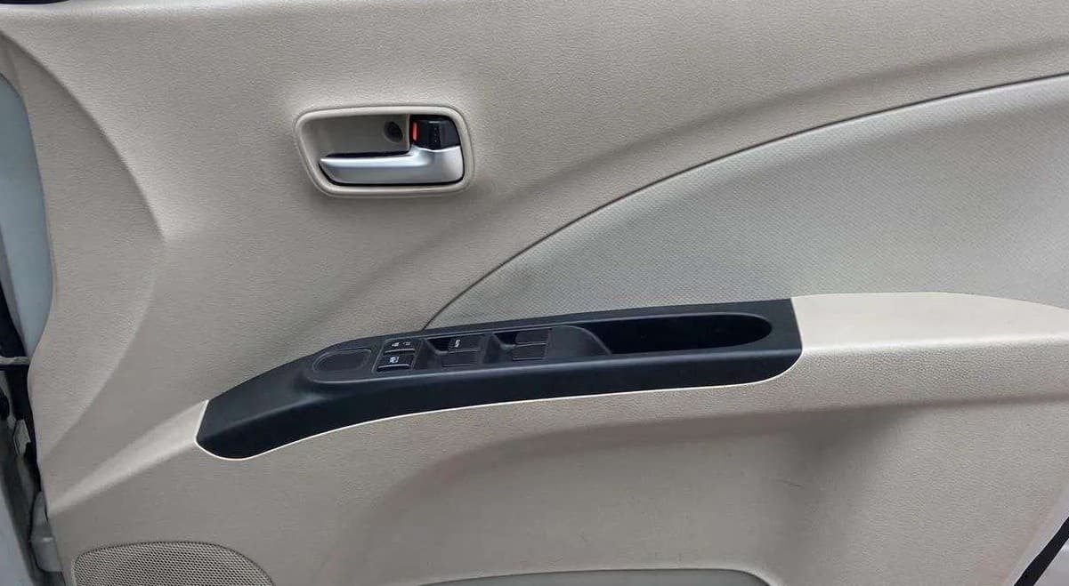 2019 Maruti Celerio VXI AMT, Petrol, Automatic, 72,953 km, Driver Side Door Panels Control