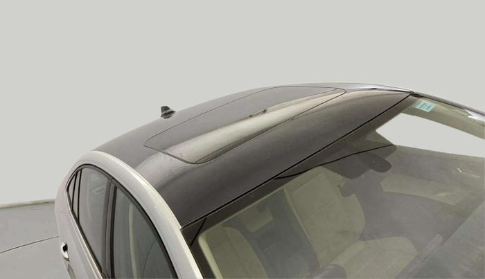 2023 Skoda SLAVIA STYLE 1.0L TSI AT, Petrol, Automatic, 42,575 km, Roof - Minor scratches