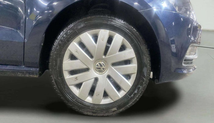 2014 Volkswagen Polo COMFORTLINE 1.2L PETROL, Petrol, Manual, 51,213 km, Right Front Wheel