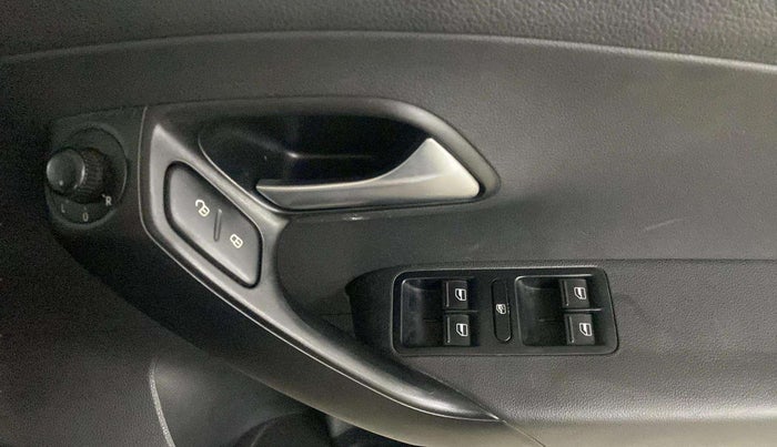 2014 Volkswagen Polo COMFORTLINE 1.2L PETROL, Petrol, Manual, 51,213 km, Driver Side Door Panels Control