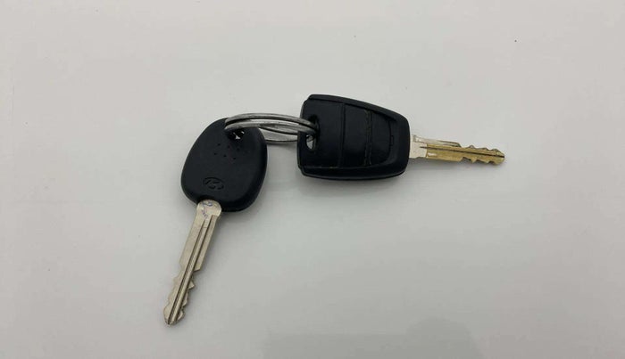 2020 Hyundai NEW SANTRO SPORTZ AMT, Petrol, Automatic, 23,903 km, Key Close Up