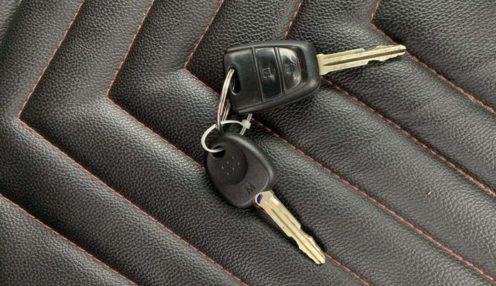 2015 Hyundai Grand i10 SPORTZ 1.2 KAPPA VTVT, Petrol, Manual, 74,792 km, Key Close Up