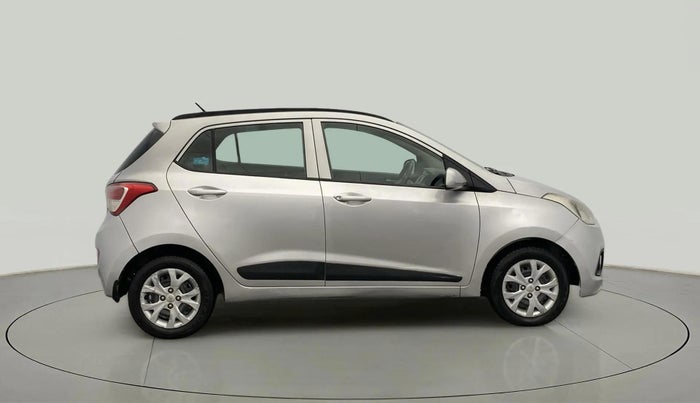 2015 Hyundai Grand i10 SPORTZ 1.2 KAPPA VTVT, Petrol, Manual, 74,792 km, Right Side View