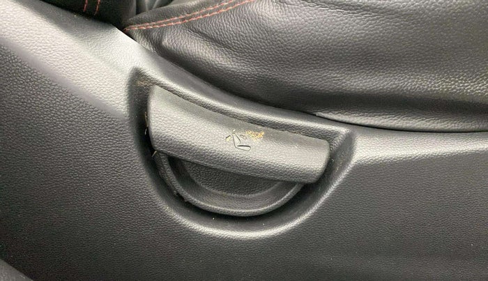 2015 Hyundai Grand i10 SPORTZ 1.2 KAPPA VTVT, Petrol, Manual, 74,792 km, Driver Side Adjustment Panel