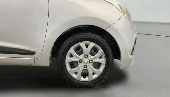 2015 Hyundai Grand i10 SPORTZ 1.2 KAPPA VTVT, Petrol, Manual, 74,792 km, Right Front Wheel