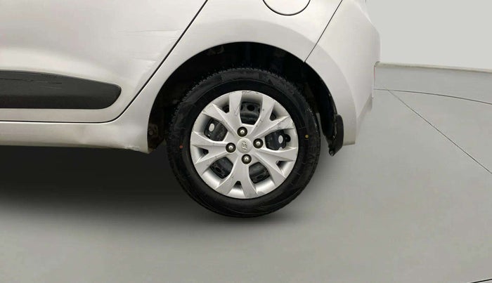 2015 Hyundai Grand i10 SPORTZ 1.2 KAPPA VTVT, Petrol, Manual, 74,792 km, Left Rear Wheel