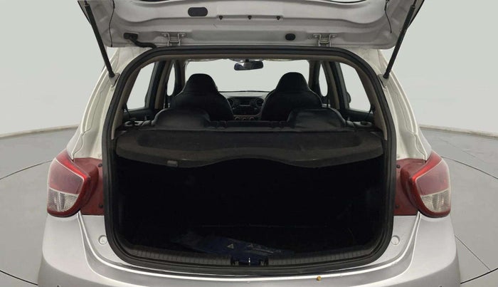 2015 Hyundai Grand i10 SPORTZ 1.2 KAPPA VTVT, Petrol, Manual, 74,792 km, Boot Inside