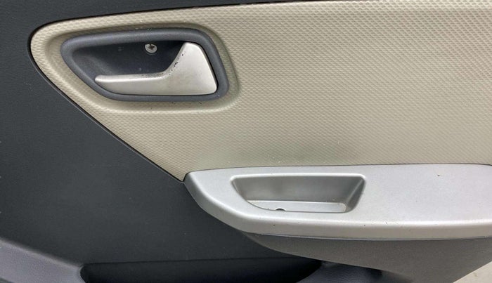 2015 Maruti Alto K10 VXI, Petrol, Manual, 54,773 km, Driver Side Door Panels Control