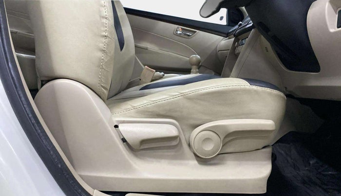 2015 Maruti Swift Dzire ZXI, Petrol, Manual, 19,994 km, Driver Side Adjustment Panel