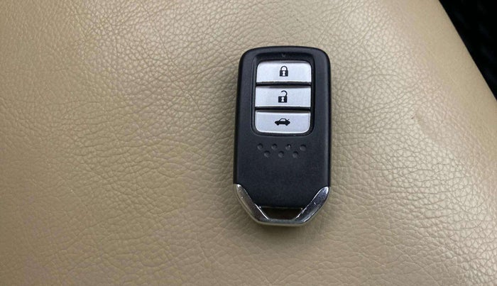 2019 Honda City 1.5L I-VTE V CVT, Petrol, Automatic, 51,435 km, Key Close Up