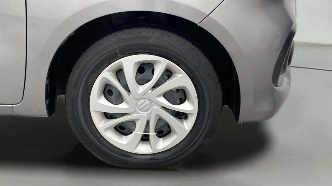 2024 Maruti Celerio ZXI AMT, Petrol, Automatic, 5,374 km, Right Front Wheel