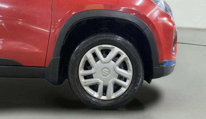 2021 Maruti Vitara Brezza VXI AT SHVS, Petrol, Automatic, 15,957 km, Right Front Wheel