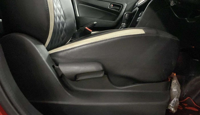 2021 Maruti Vitara Brezza VXI AT SHVS, Petrol, Automatic, 15,957 km, Driver Side Adjustment Panel