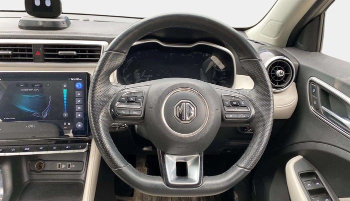 2022 MG ASTOR SMART 1.5 MT, Petrol, Manual, 28,861 km, Steering Wheel Close Up